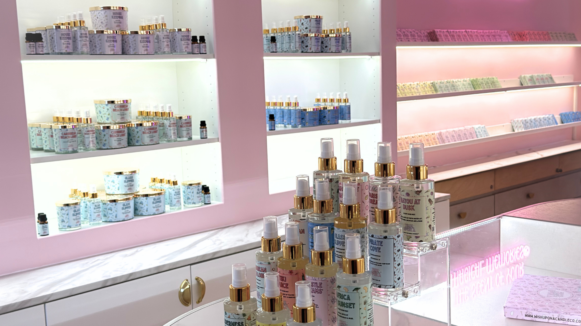 Where to Buy Theme Park Scented Candles in the UK